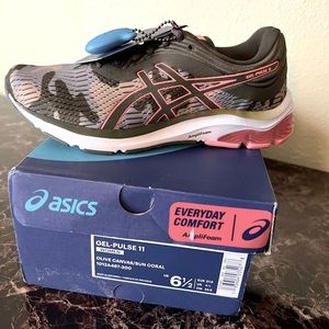 ASICS GEL-PULSE 11 Running Shoes Size 6.5